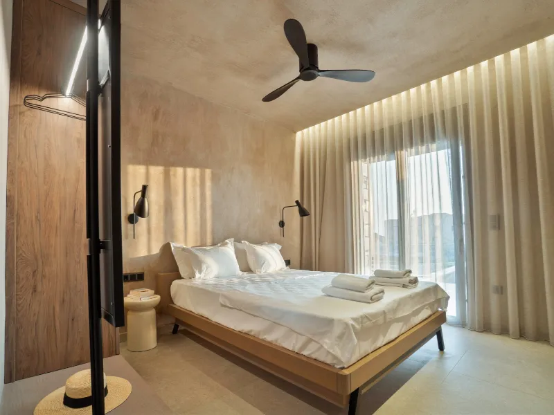 One Bedroom Suite Schlafzimmer, Nikiti