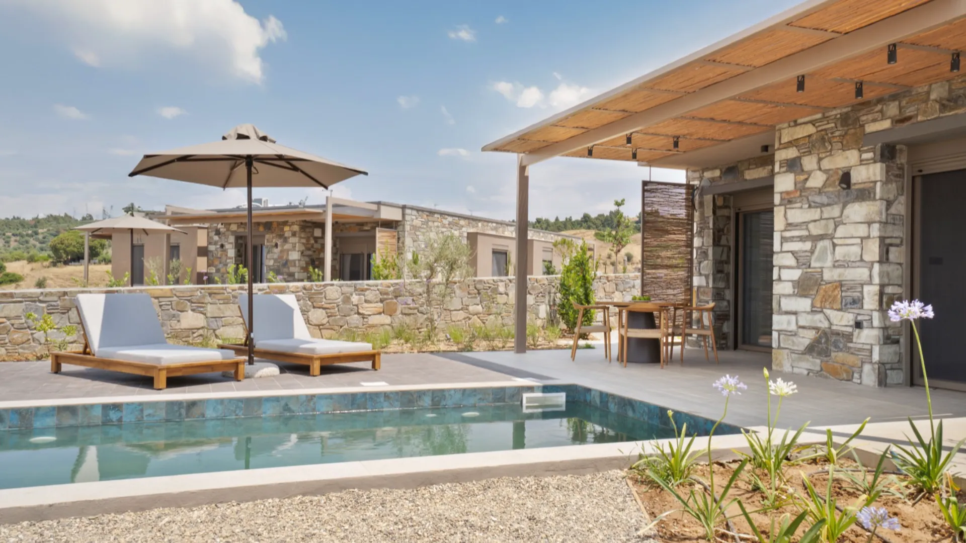 One Bedroom Suite privater beheizter Pool Meerblick Nikiti
